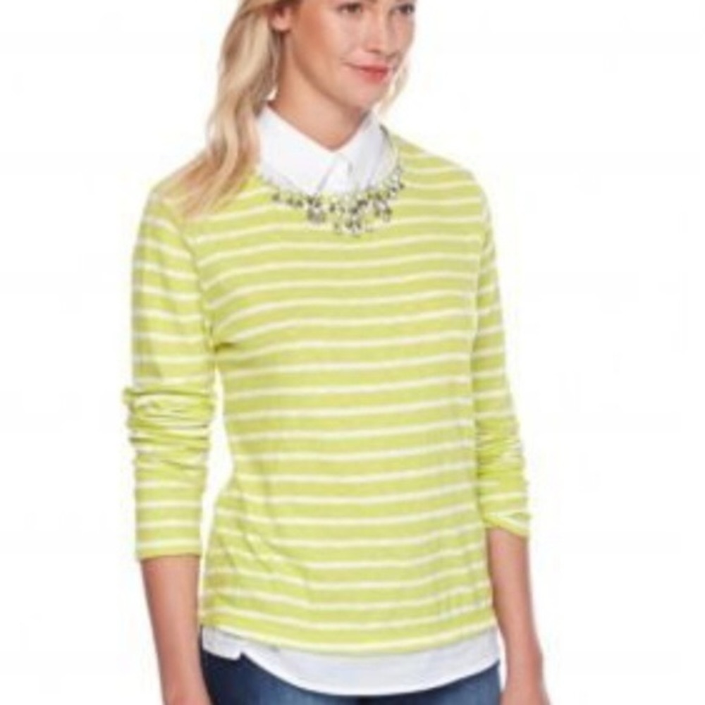NWT Crown and Ivy embellished top